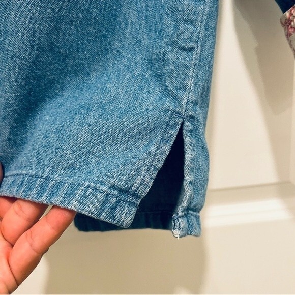 Longaberger Homestead Denim Button Up Shirt Floral Embroidery Contrast Cuff Sz M - Picture 5 of 8